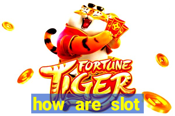 how are slot machines programmed