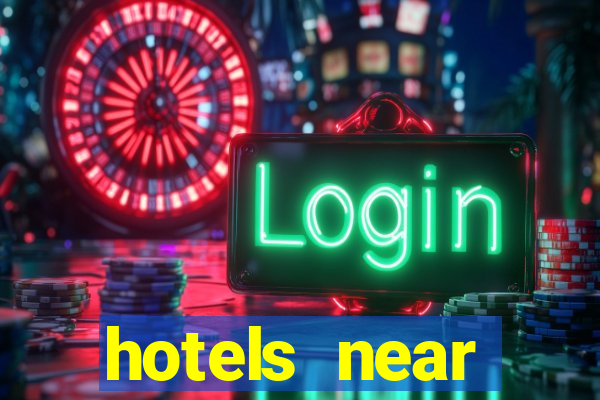 hotels near hollywood casino