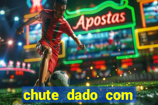 chute dado com extrema for?a no futebol